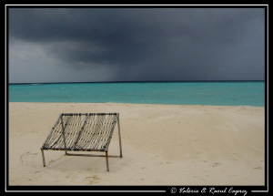 Today, nobody is on the chair ... why ? by Raoul Caprez 